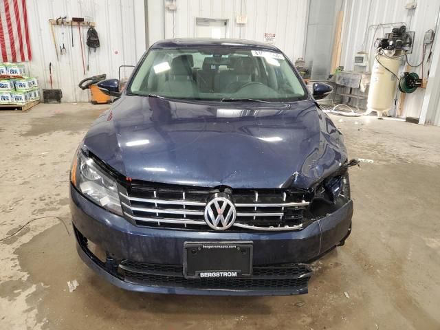 2012 Volkswagen Passat SE