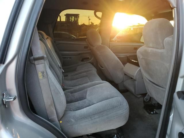 2004 Chevrolet Tahoe C1500