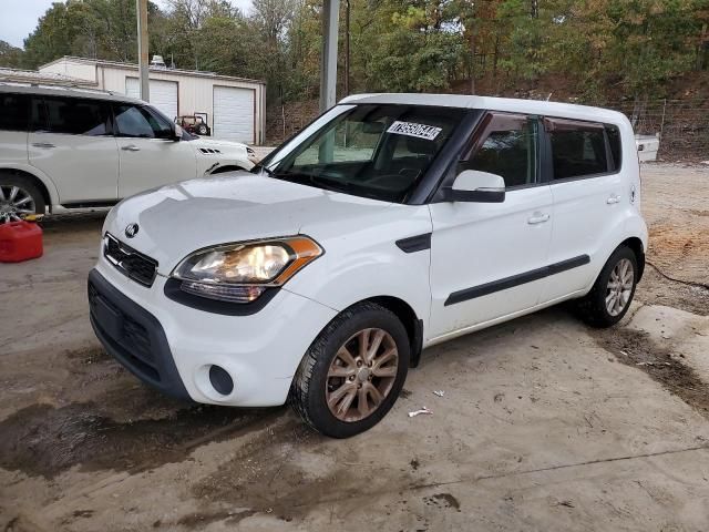 2013 KIA Soul +