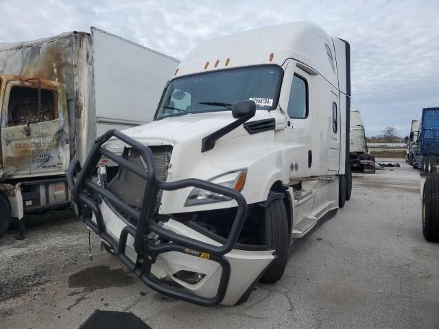 2025 Freightliner Cascadia 126