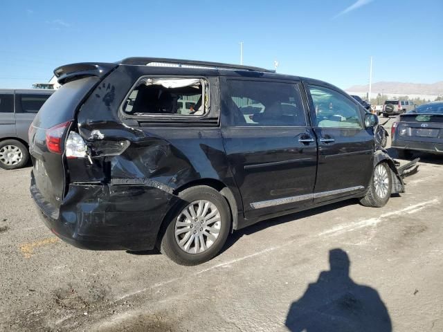 2017 Toyota Sienna XLE