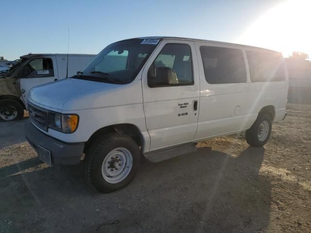 2003 Ford Econoline E350 Super Duty Wagon