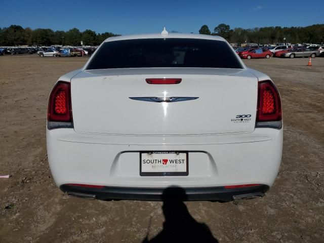 2019 Chrysler 300 Touring