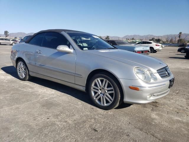 2005 Mercedes-Benz CLK 320