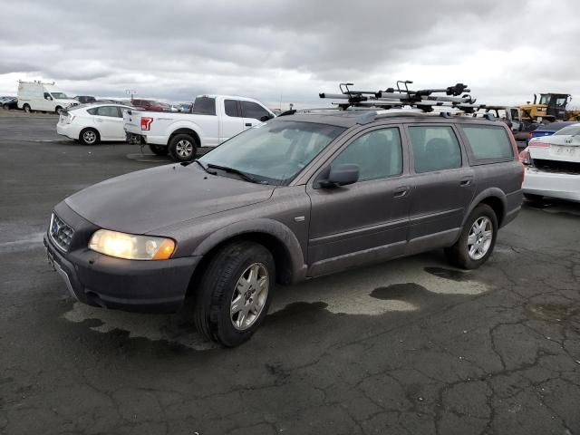 2005 Volvo XC70