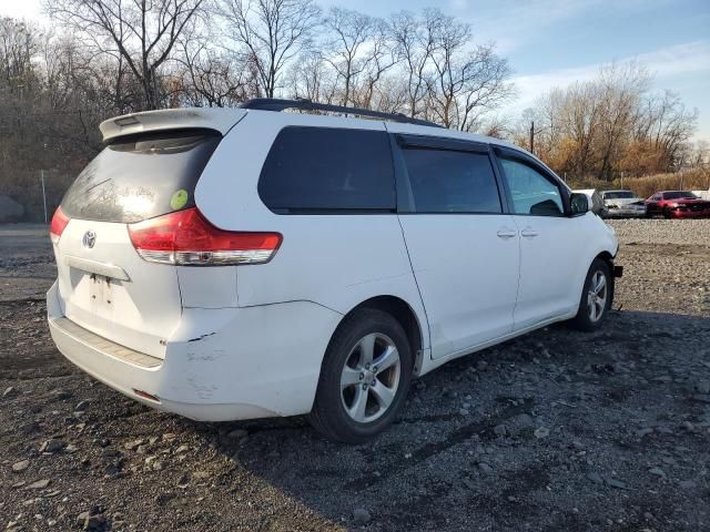 2012 Toyota Sienna LE