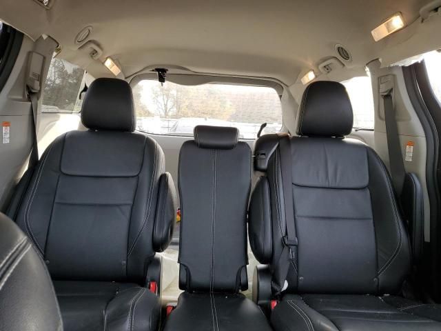 2016 Toyota Sienna SE