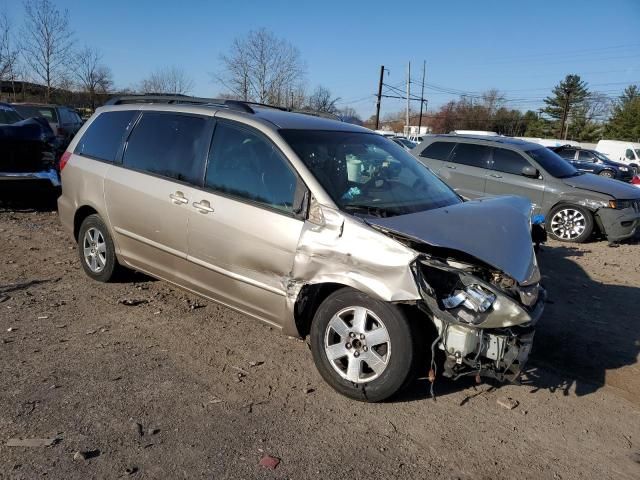 2008 Toyota Sienna CE