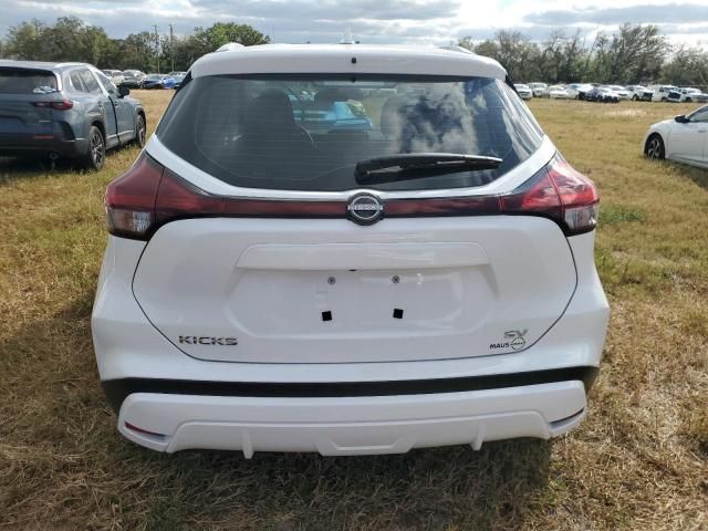 2023 Nissan Kicks SV