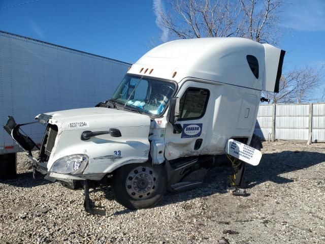 2016 Freightliner Cascadia 125