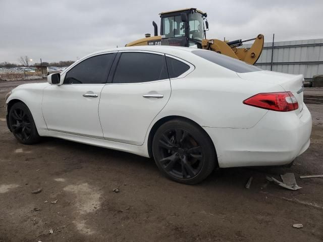 2011 Infiniti M56