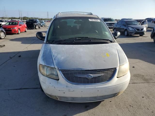 2002 Chrysler Town & Country Limited