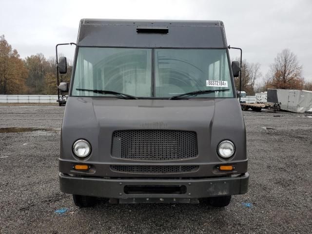 2009 Freightliner Chassis M Line WALK-IN Van