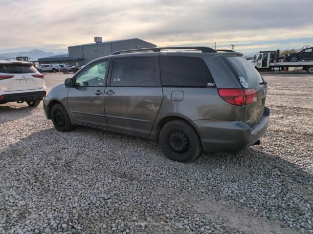 2005 Toyota Sienna CE