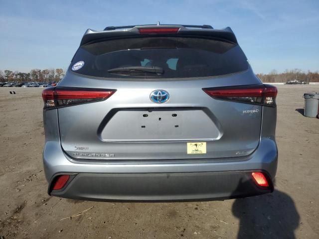 2021 Toyota Highlander Hybrid XLE