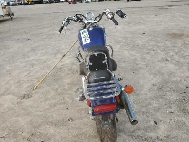 2004 Honda VT1100 C