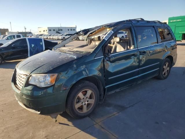 2009 Chrysler Town & Country Touring