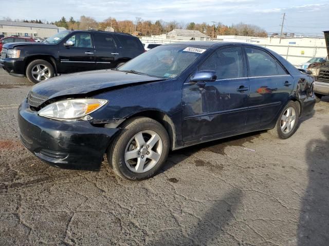 2004 Toyota Camry LE