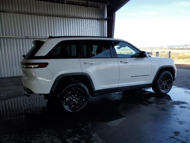 2024 Jeep Grand Cherokee Laredo