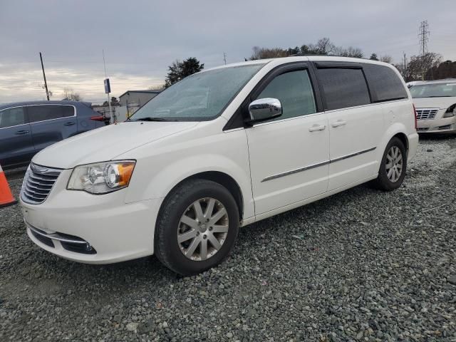 2011 Chrysler Town & Country Touring L