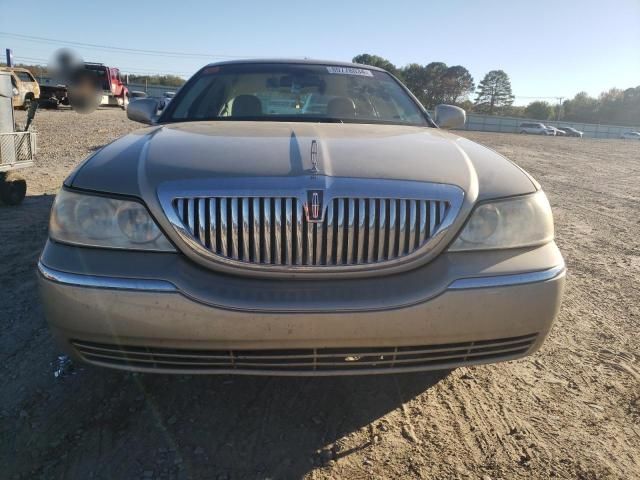 2008 Lincoln Town Car Signature Limited