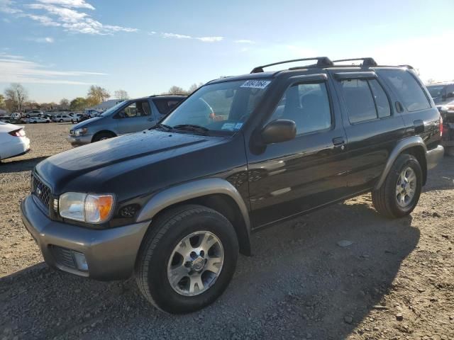 2000 Nissan Pathfinder LE