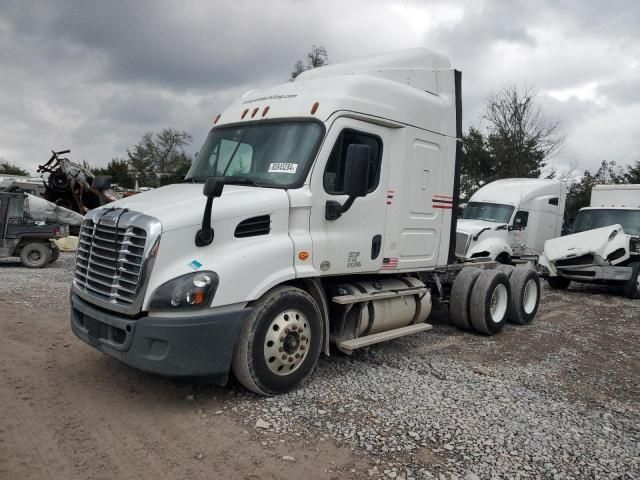 2017 Freightliner Cascadia 113