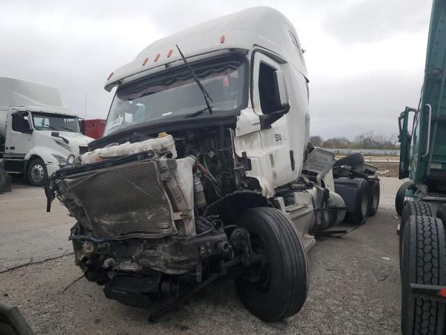 2019 Freightliner Cascadia 126