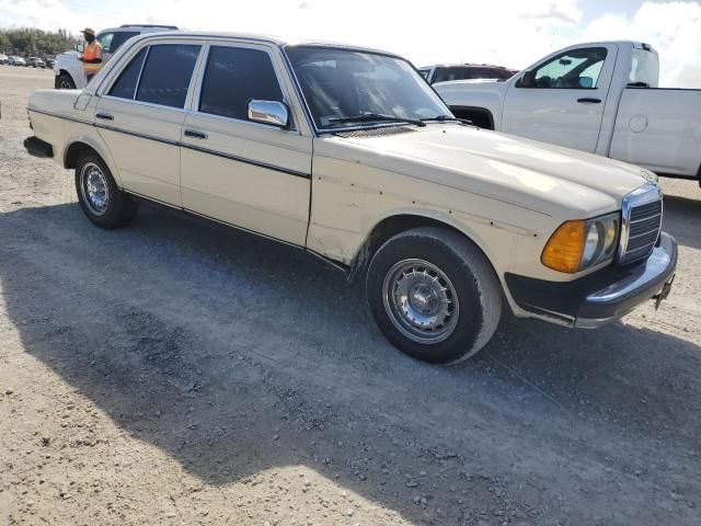 1982 Mercedes-Benz 240 D