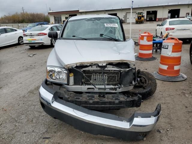 2005 Dodge Dakota Quad SLT