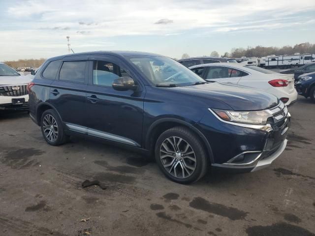 2016 Mitsubishi Outlander SE