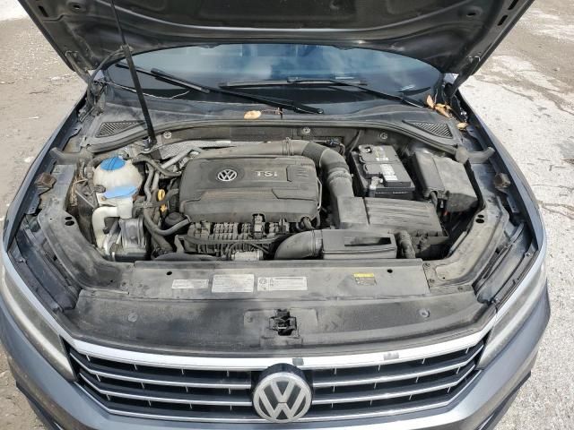 2017 Volkswagen Passat SE