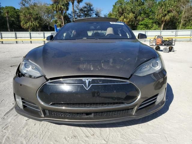 2015 Tesla Model S 70D