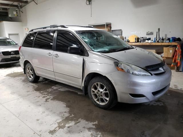 2006 Toyota Sienna LE