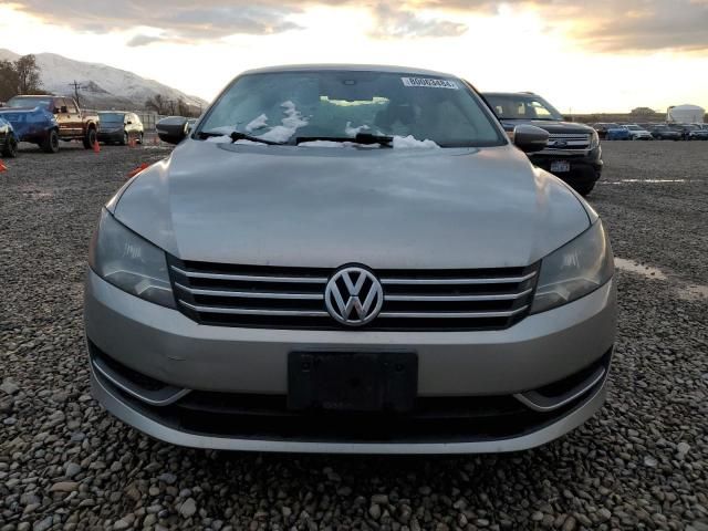 2013 Volkswagen Passat SE