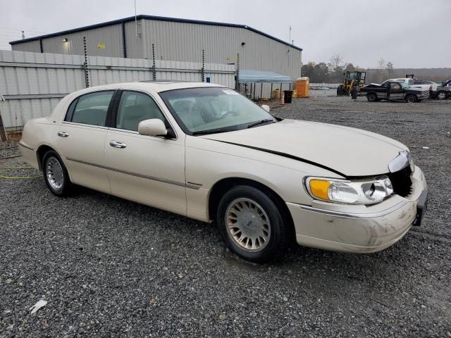 2002 Lincoln Town Car Cartier