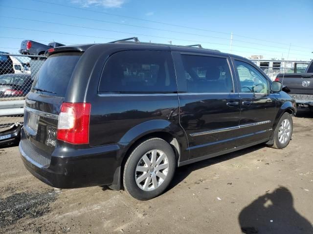 2016 Chrysler Town & Country Touring