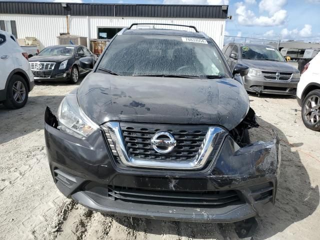 2019 Nissan Kicks S