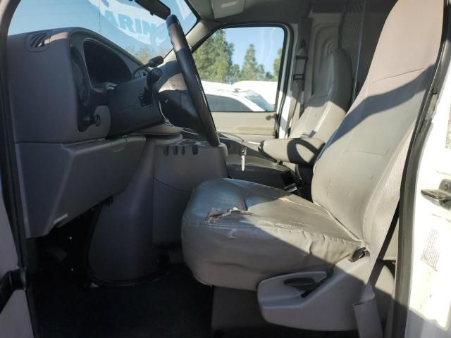 2001 Ford Econoline E350 Super Duty Van