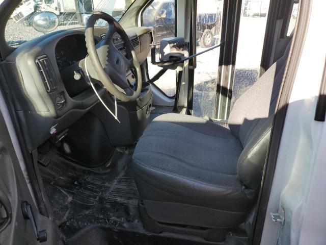 2002 Chevrolet Express G3500