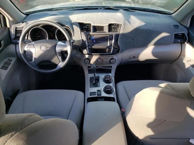 2013 Toyota Highlander Base