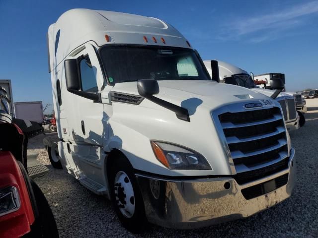 2023 Freightliner Cascadia 126