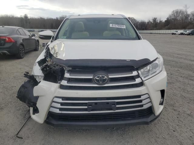 2018 Toyota Highlander SE