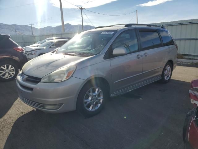 2004 Toyota Sienna XLE