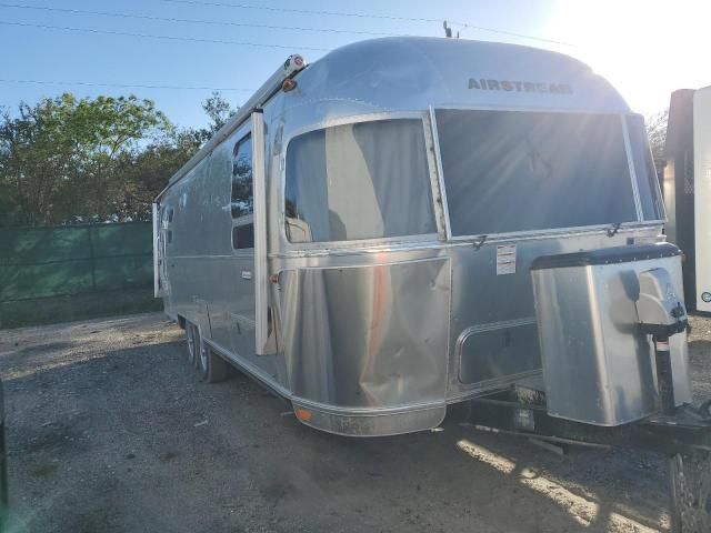 2020 Airstream Camper