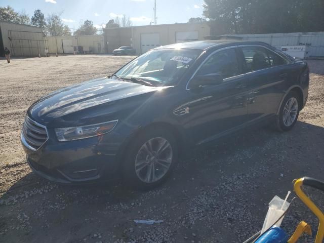 2017 Ford Taurus SEL