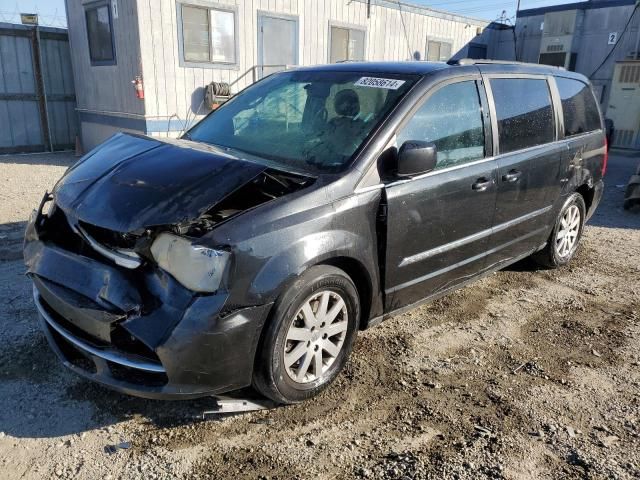 2013 Chrysler Town & Country Touring