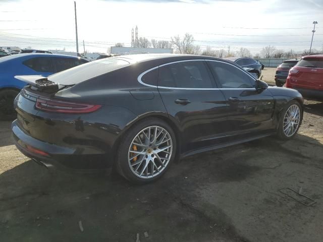 2018 Porsche Panamera 4S