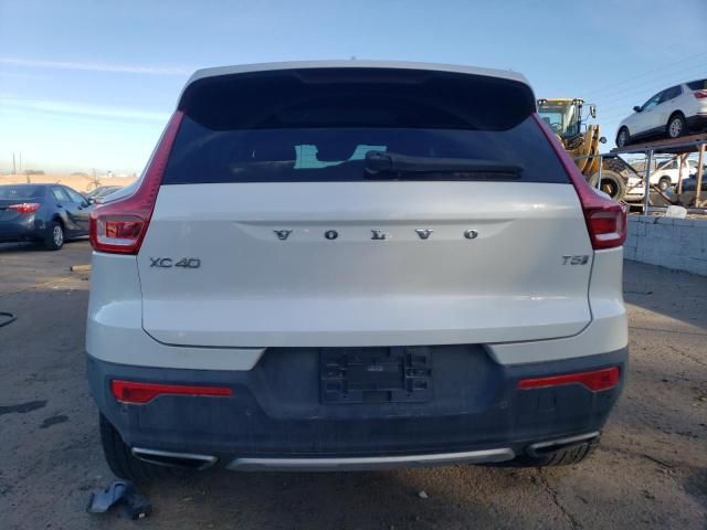 2019 Volvo XC40 T5 Inscription