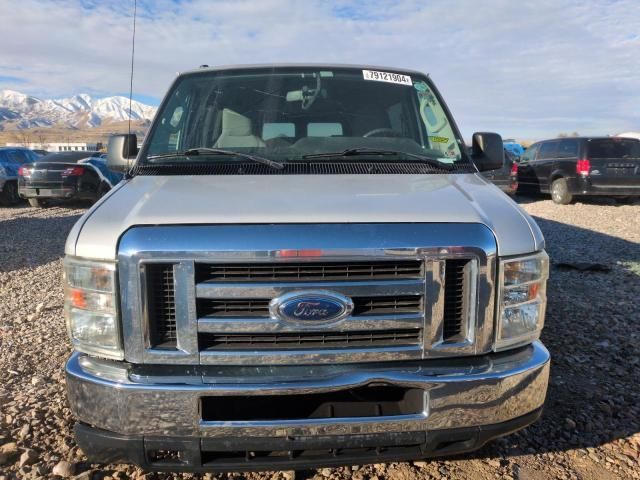 2010 Ford Econoline E350 Super Duty Wagon